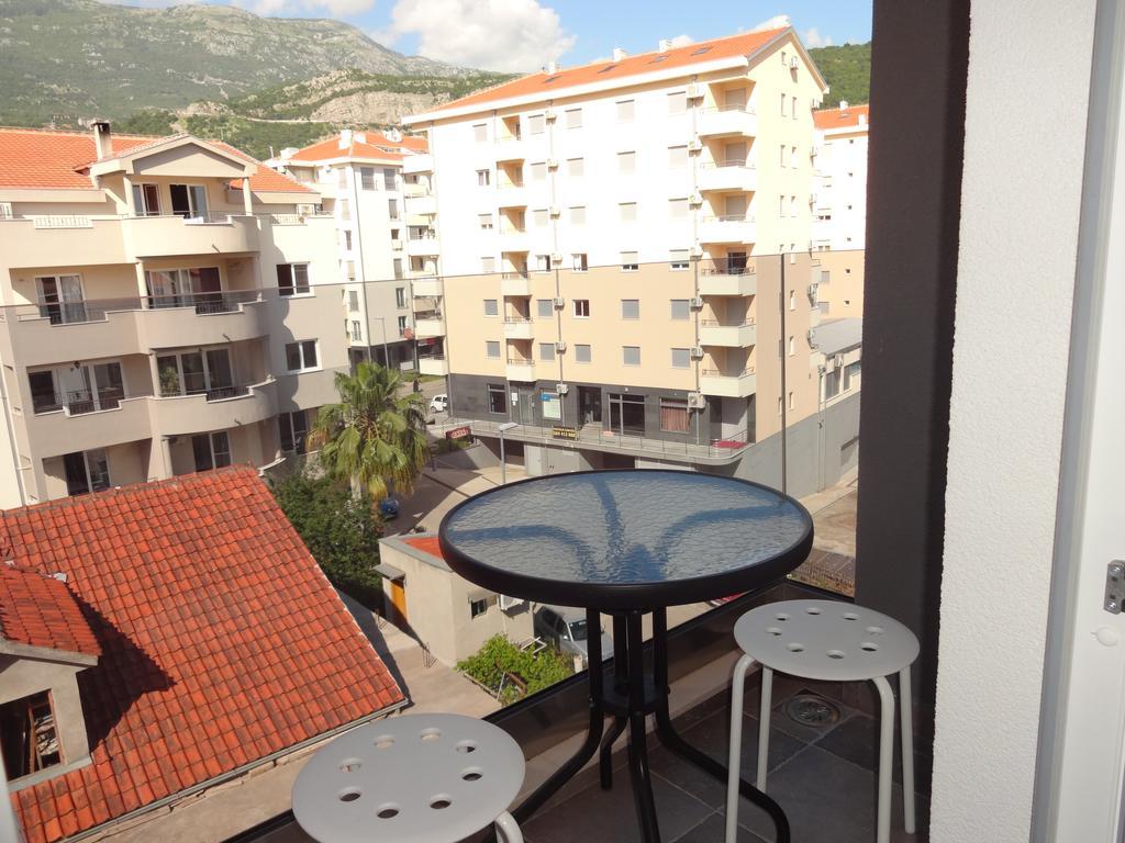 Nataliia Twister Apartment บุดวา ภายนอก รูปภาพ